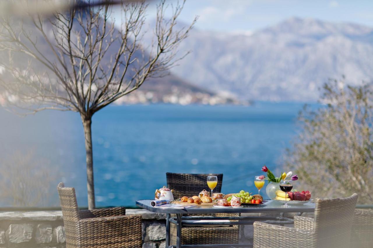 Villa Biskupovic With Stunning Views Kotor Dış mekan fotoğraf